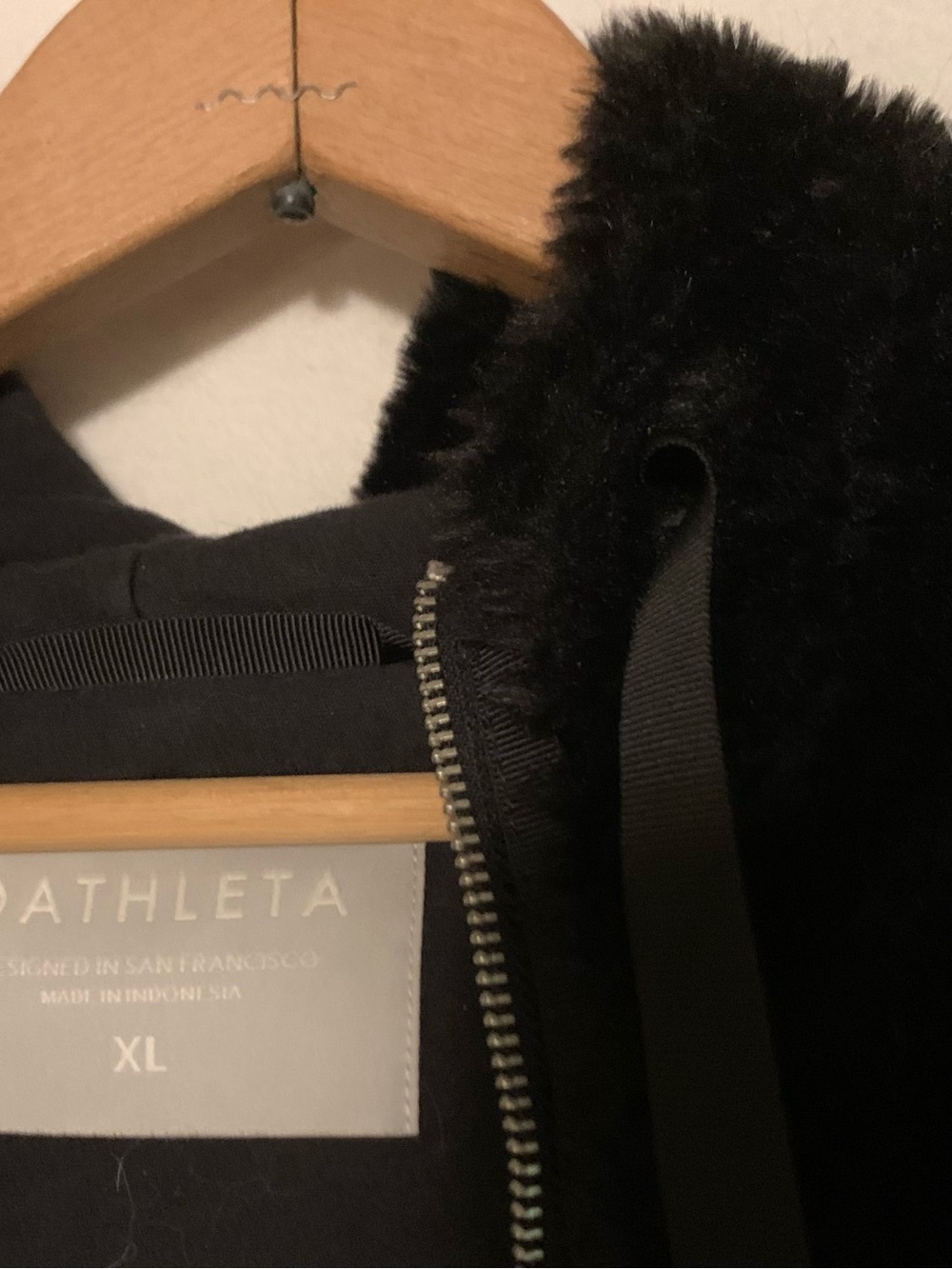 Athleta Ritual Black Faux Fur Zip Up Hoodie Jacket Coat Size XL 16 - Picture 8 of 12